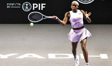 Gauff sweeps Paolini aside to boost title defense